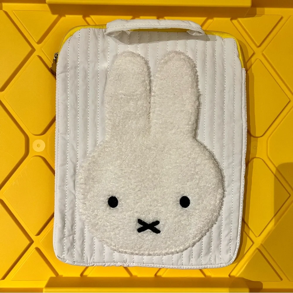 Miffy Puffy White Fluffy Textured Laptop Tablet Bag